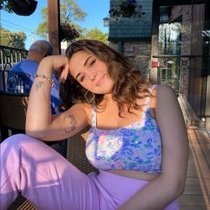 Meet your Posher, Mia